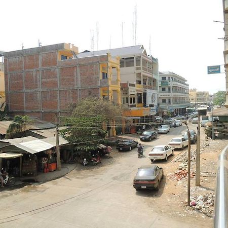 Shang Hai Guesthouse Battambang Exteriér fotografie