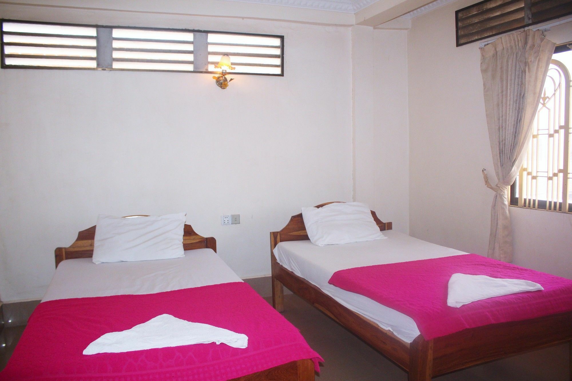 Shang Hai Guesthouse Battambang Exteriér fotografie